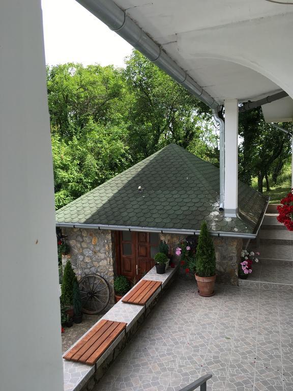 Apartment Vistanova Врдник Экстерьер фото