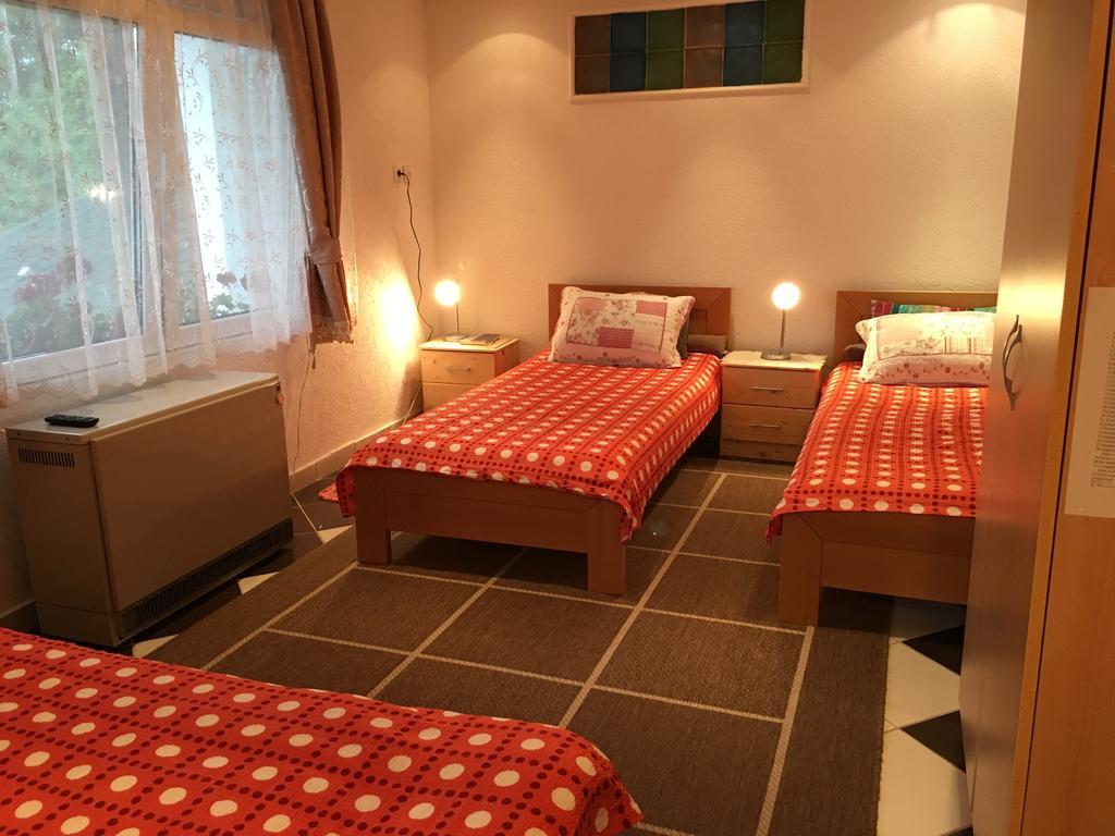 Apartment Vistanova Врдник Экстерьер фото