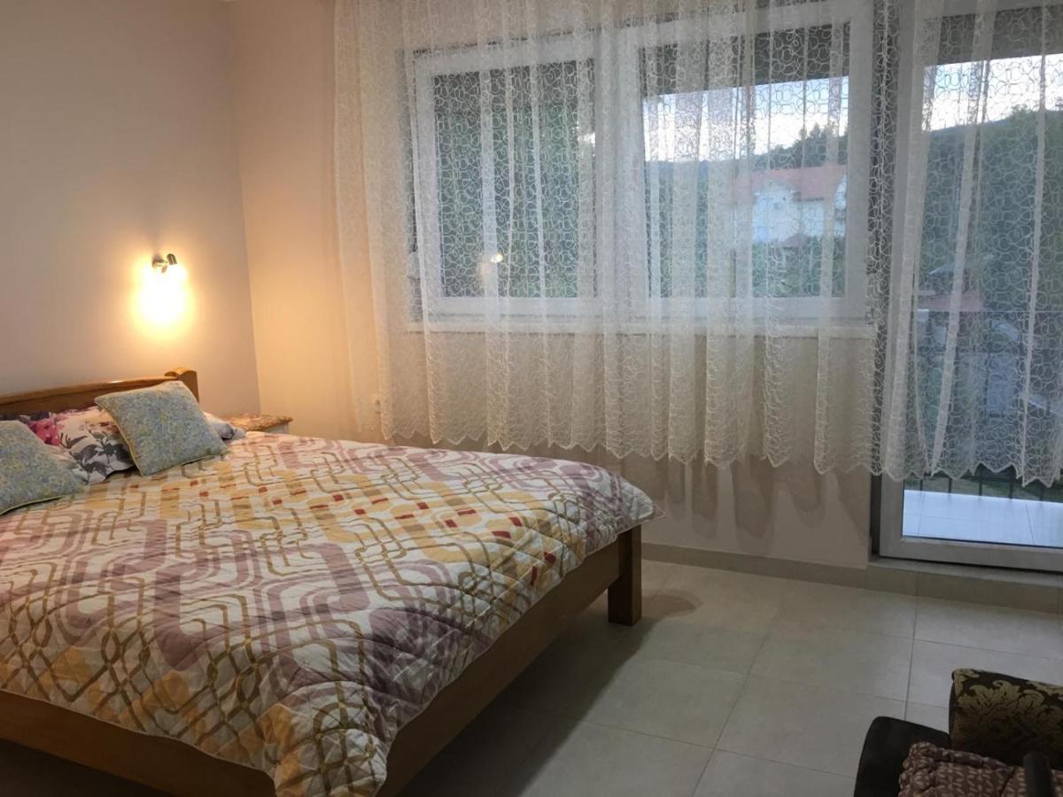 Apartment Vistanova Врдник Экстерьер фото
