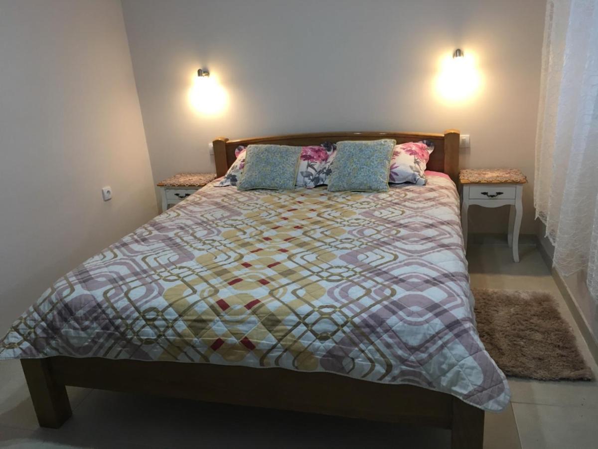 Apartment Vistanova Врдник Экстерьер фото
